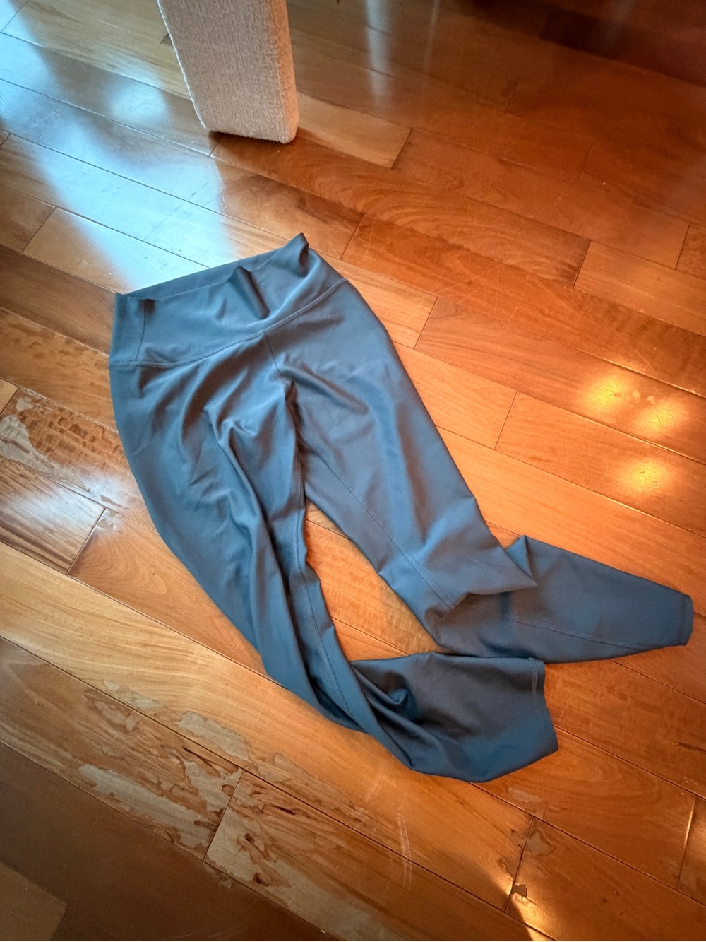Alo air lift leggings